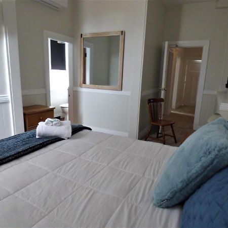 Sahara Guest House Dunedin Exterior photo