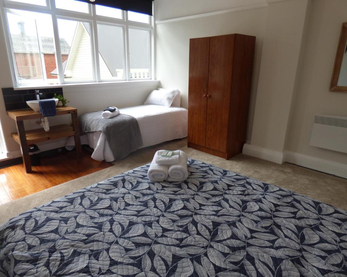 Sahara Guest House Dunedin Exterior photo