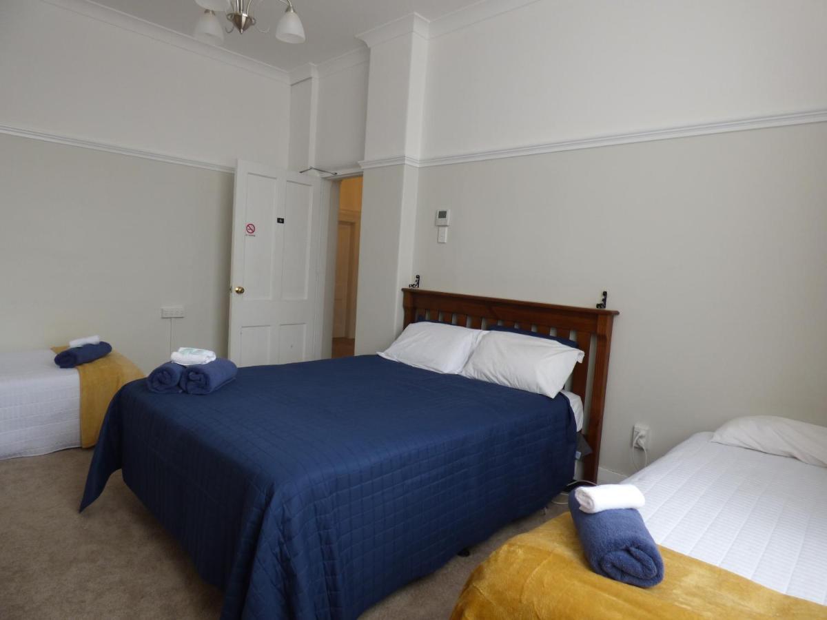 Sahara Guest House Dunedin Exterior photo