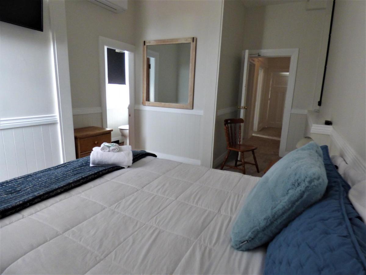 Sahara Guest House Dunedin Exterior photo